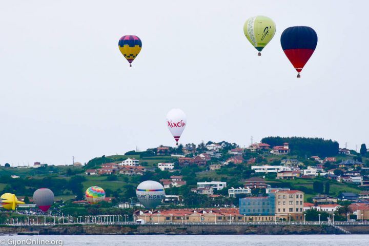 HOT AIR BALLOONS OVER GIJON